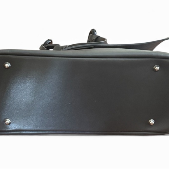 Lia Numa Dark Gray Leather Shoulder Bag - Picture 5 of 13